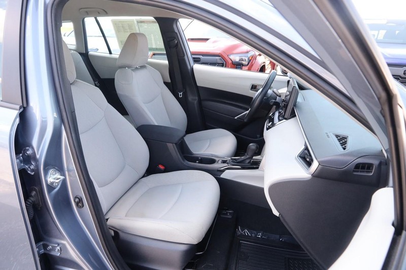 Toyota Corolla Cross Vehicle Image 23