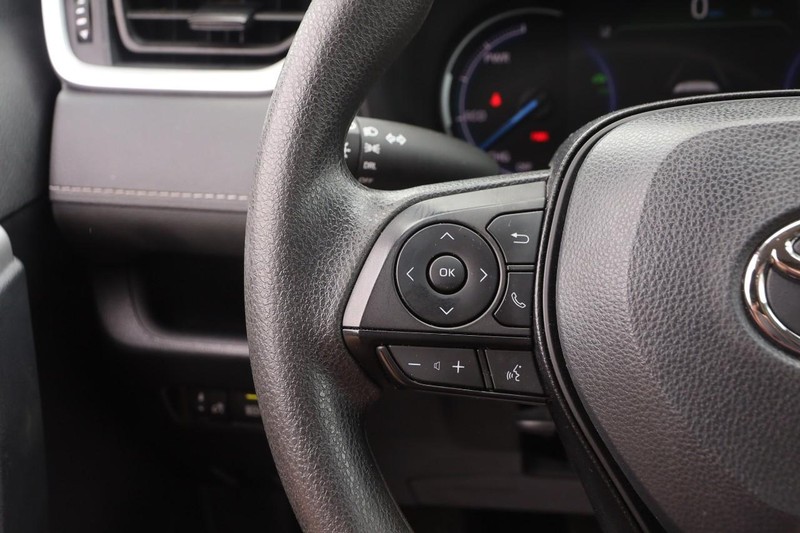 Toyota RAV4 Hybrid Vehicle Image 11