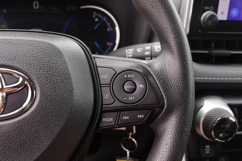 Toyota RAV4 Hybrid Vehicle Image 12