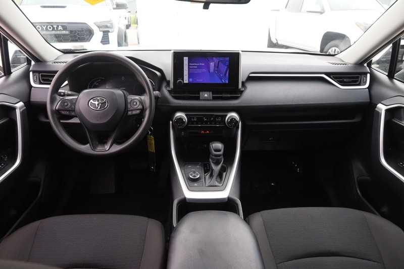 Toyota RAV4 Hybrid Vehicle Image 19