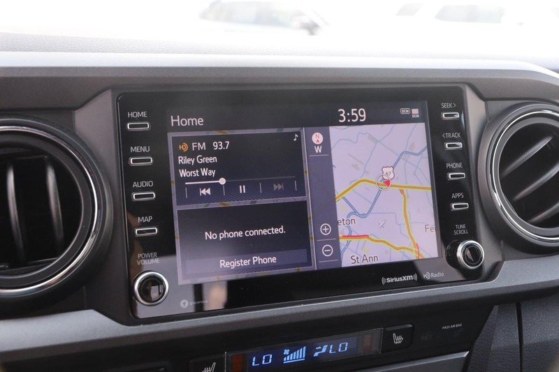 Toyota Tacoma 4WD Vehicle Image 15