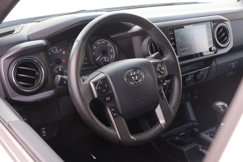 Toyota Tacoma 4WD Vehicle Image 20