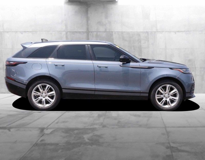 Land Rover Range Rover Velar Vehicle Image 05