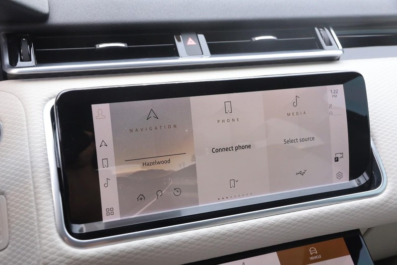 Land Rover Range Rover Velar Vehicle Image 17