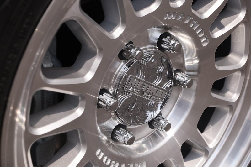 Toyota Tacoma 4WD Vehicle Image 04
