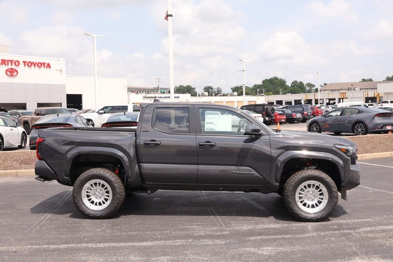 Toyota Tacoma 4WD Vehicle Image 06