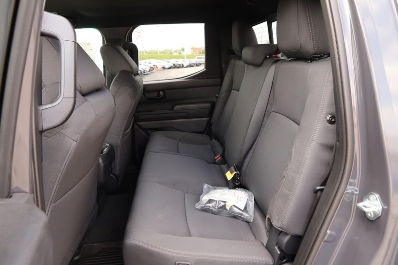 Toyota Tacoma 4WD Vehicle Image 10