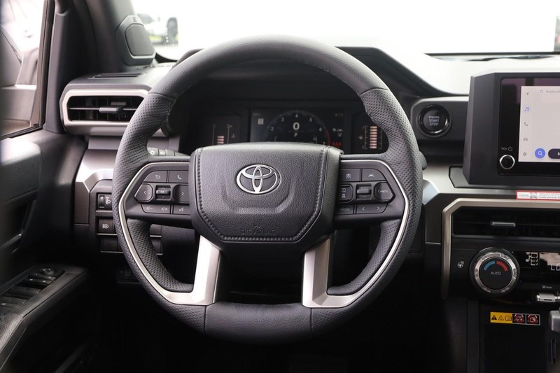 Toyota Tacoma 4WD Vehicle Image 24