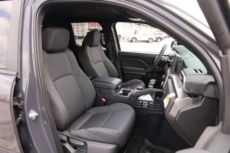 Toyota Tacoma 4WD Vehicle Image 27