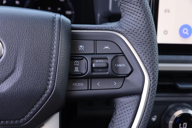 Toyota Tacoma 4WD Vehicle Image 13