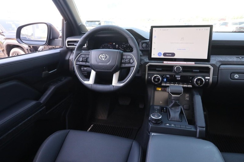 Toyota Tacoma 4WD Vehicle Image 22