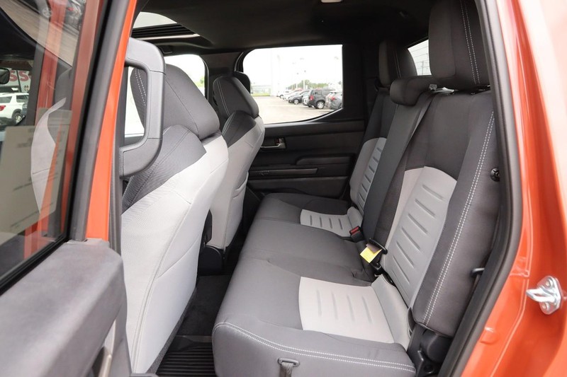 Toyota Tacoma 4WD Vehicle Image 10