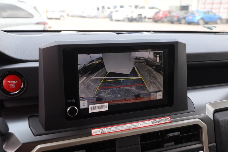 Toyota Tacoma 4WD Vehicle Image 17