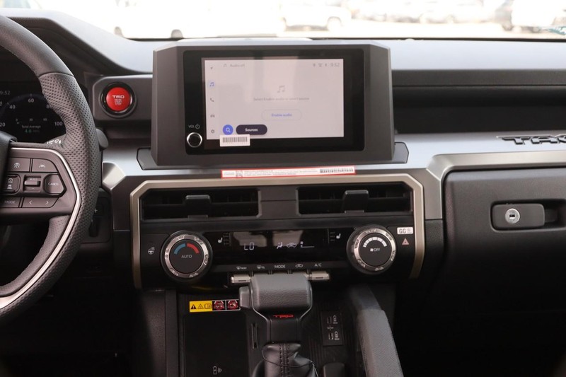 Toyota Tacoma 4WD Vehicle Image 25