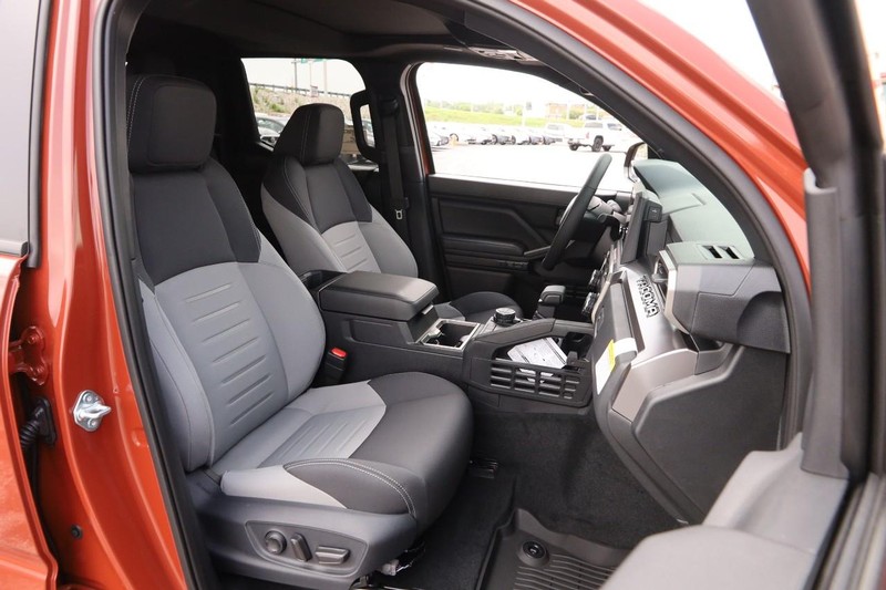 Toyota Tacoma 4WD Vehicle Image 27