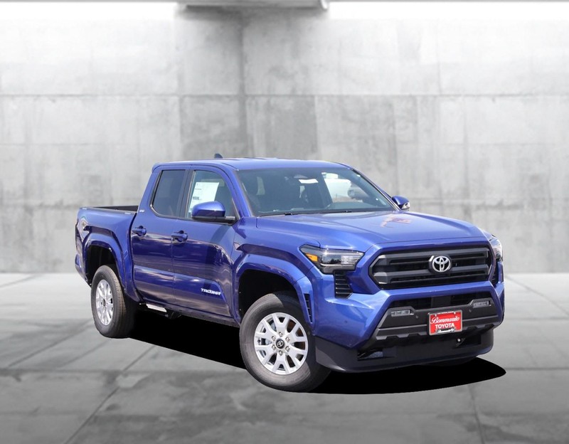 Toyota Tacoma 4WD Vehicle Image 02