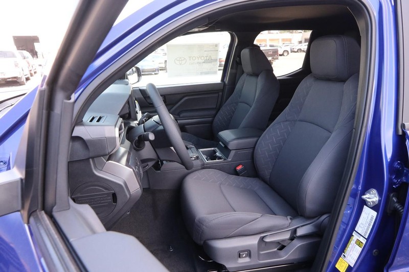 Toyota Tacoma 4WD Vehicle Image 08