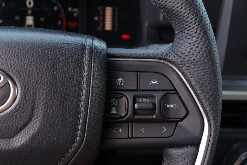 Toyota Tacoma 4WD Vehicle Image 12