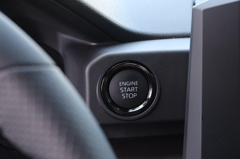 Toyota Tacoma 4WD Vehicle Image 14