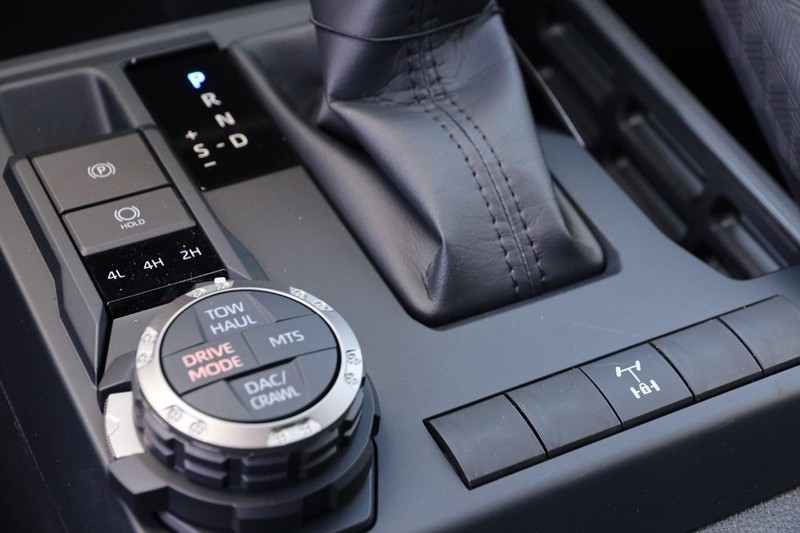 Toyota Tacoma 4WD Vehicle Image 18