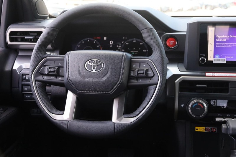 Toyota Tacoma 4WD Vehicle Image 22