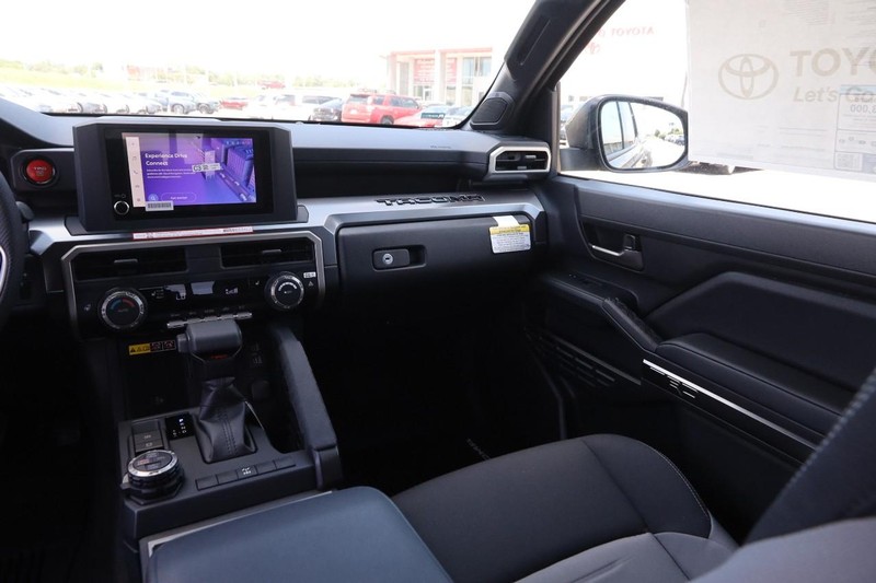 Toyota Tacoma 4WD Vehicle Image 24