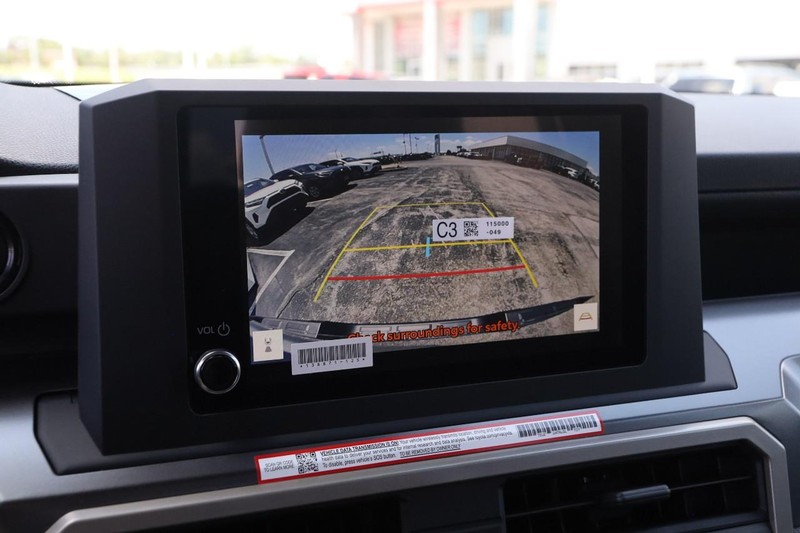 Toyota Tacoma 4WD Vehicle Image 16