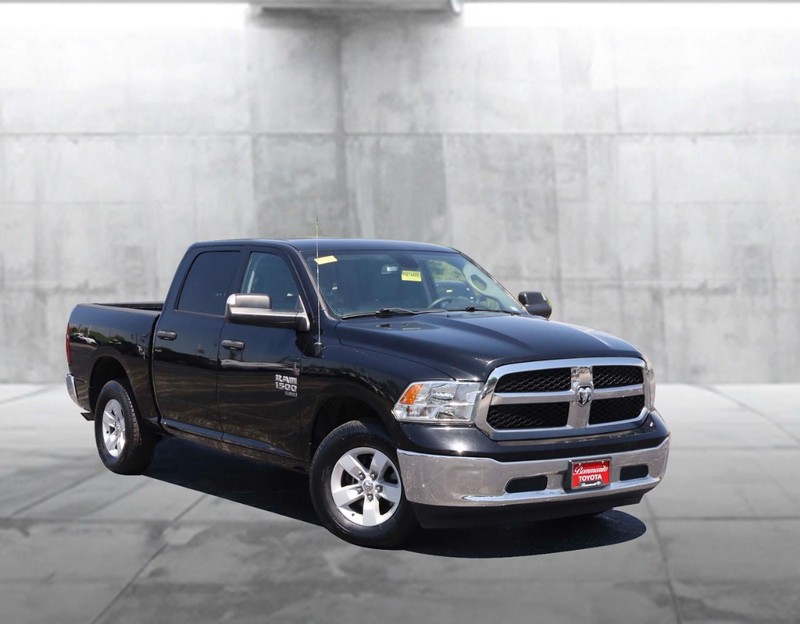 Ram 1500 Classic Vehicle Image 02