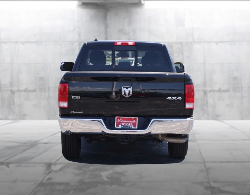 Ram 1500 Classic Vehicle Image 06