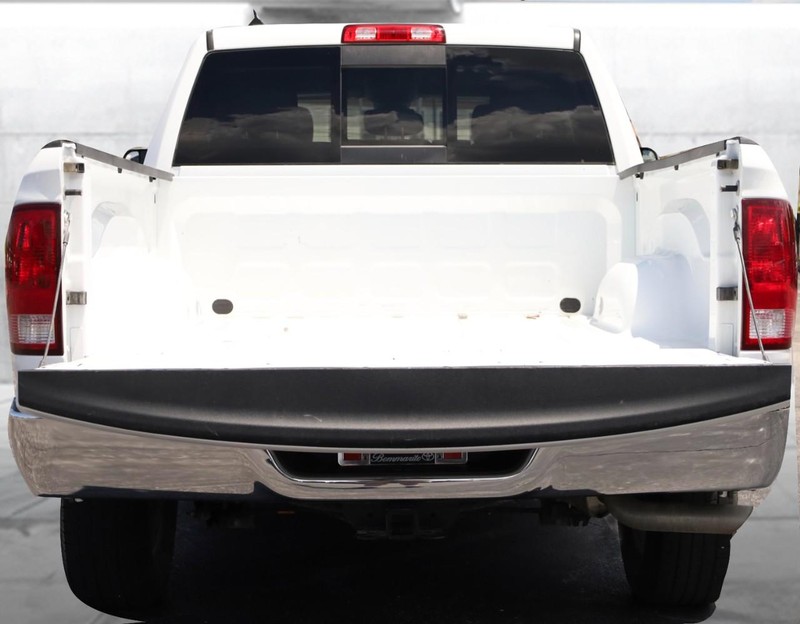 Ram 1500 Classic Vehicle Image 07