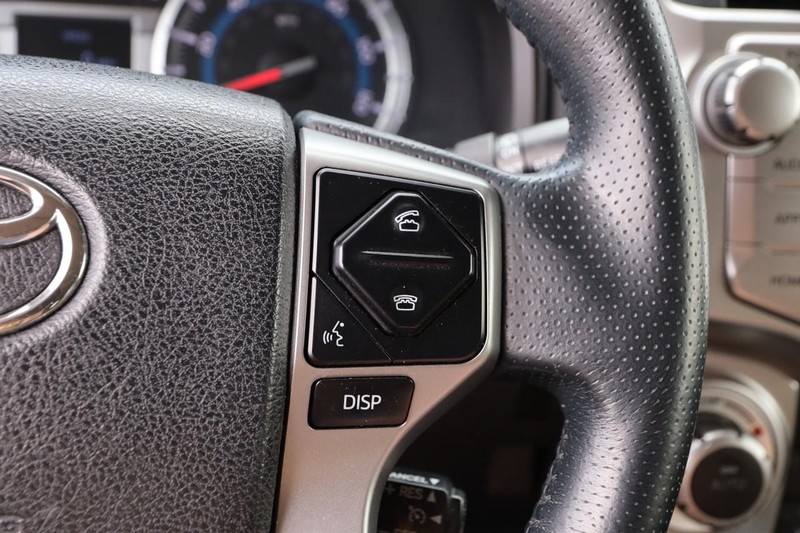 Toyota 4Runner Vehicle Image 13