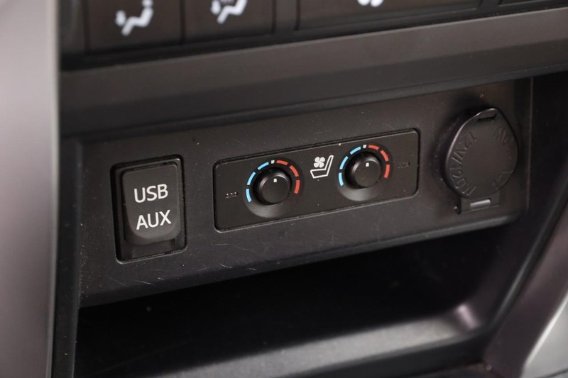 Toyota 4Runner Vehicle Image 19