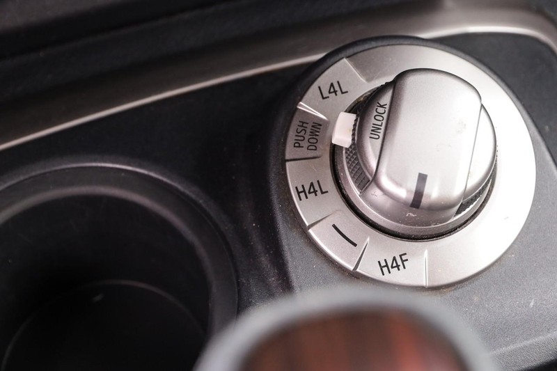 Toyota 4Runner Vehicle Image 20
