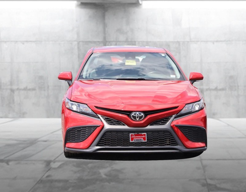 Toyota Camry Vehicle Image 04