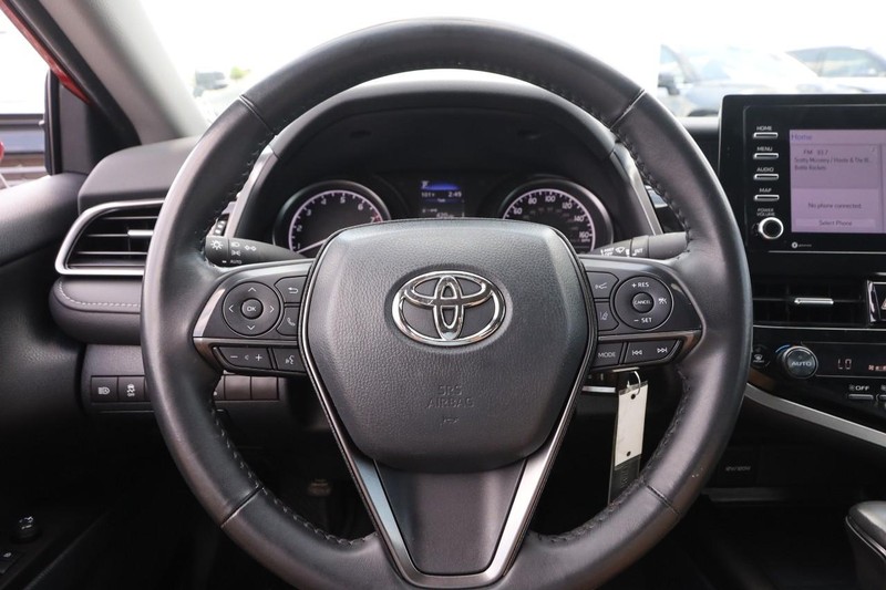 Toyota Camry Vehicle Image 10