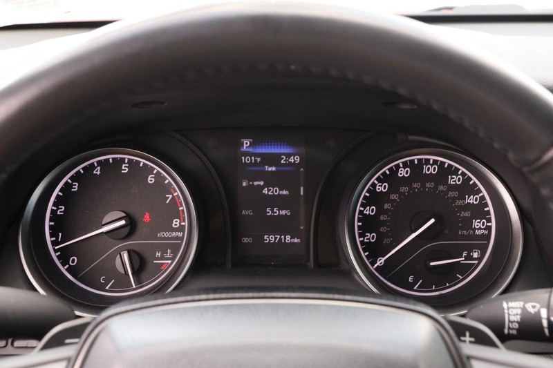 Toyota Camry Vehicle Image 13