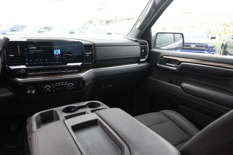 Chevrolet Silverado 1500 Vehicle Image 23