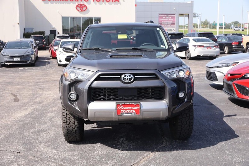 Toyota 4Runner Vehicle Image 04
