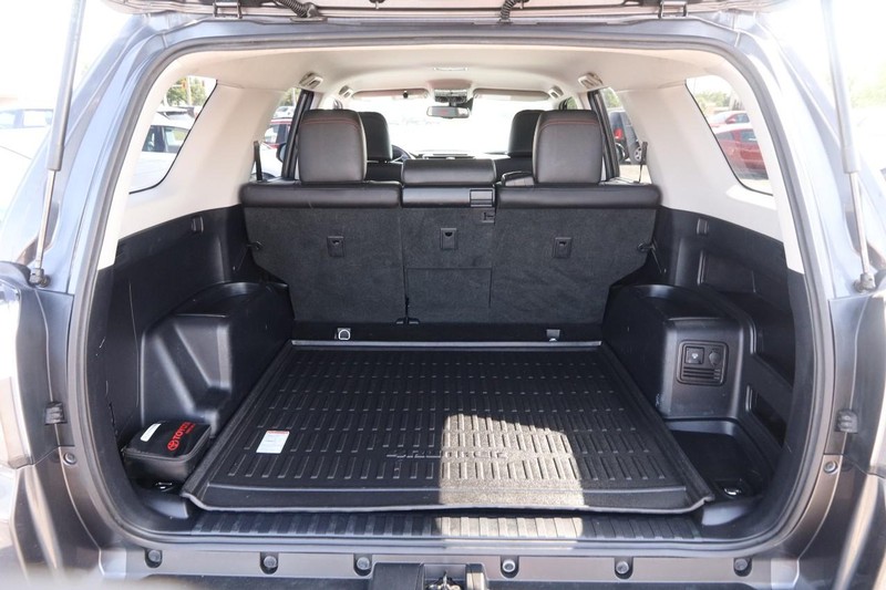 Toyota 4Runner Vehicle Image 07