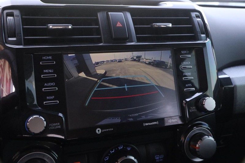 Toyota 4Runner Vehicle Image 16