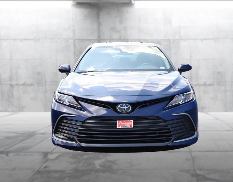 Toyota Camry Vehicle Image 04