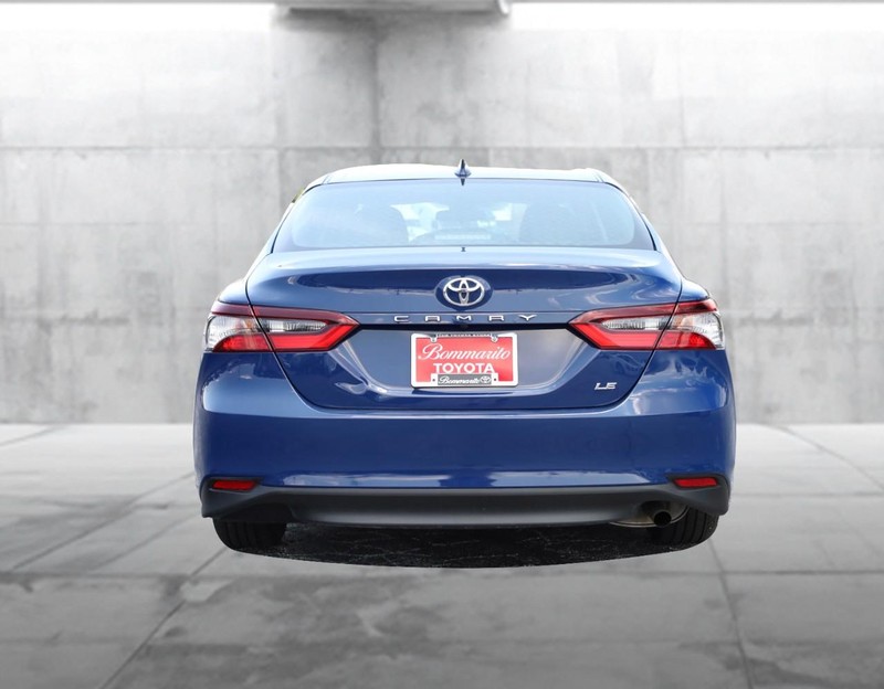 Toyota Camry Vehicle Image 06