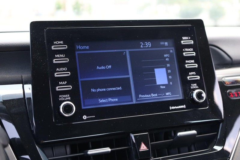Toyota Camry Vehicle Image 11