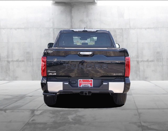 Toyota Tundra 4WD Vehicle Image 06