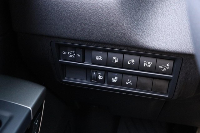 Toyota Tundra 4WD Vehicle Image 19