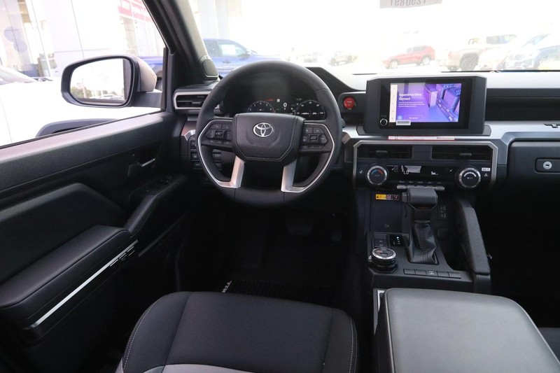 Toyota Tacoma 4WD Vehicle Image 23