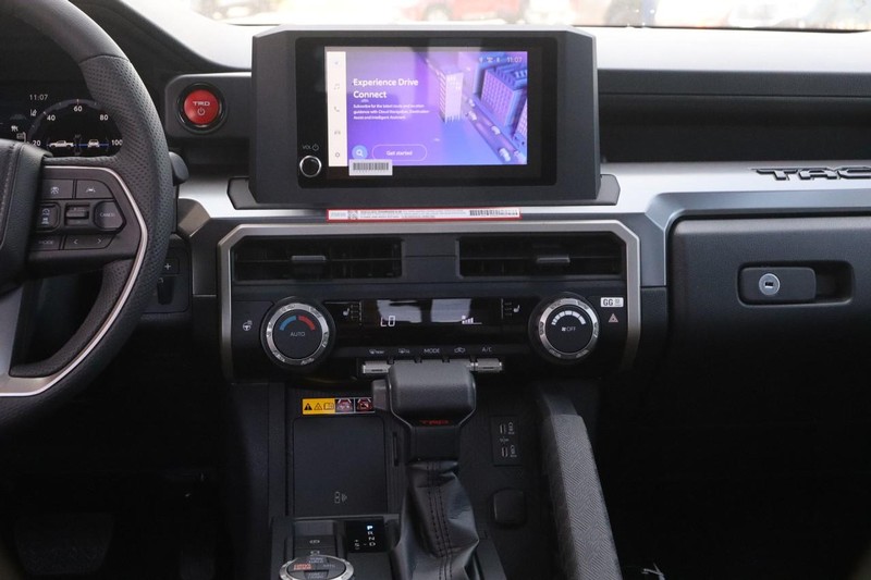 Toyota Tacoma 4WD Vehicle Image 25