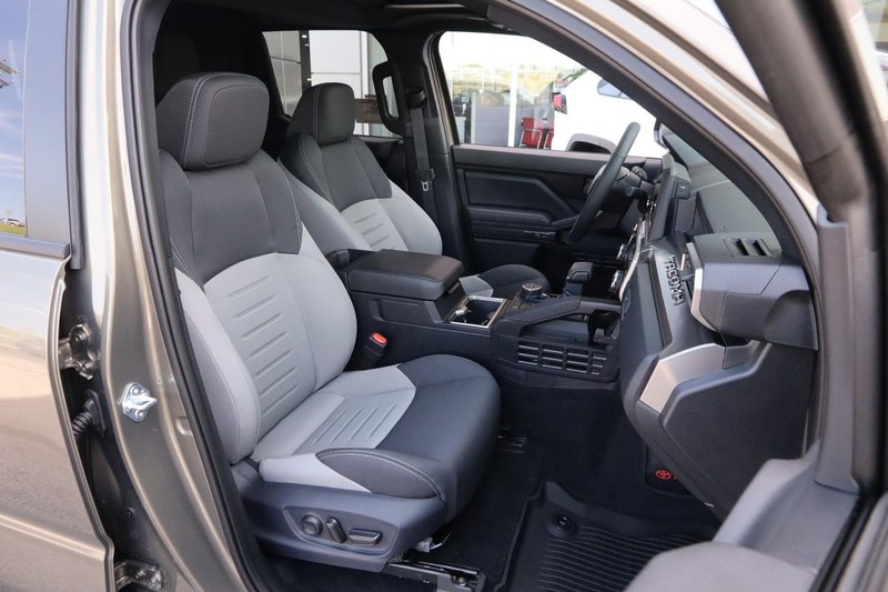 Toyota Tacoma 4WD Vehicle Image 27