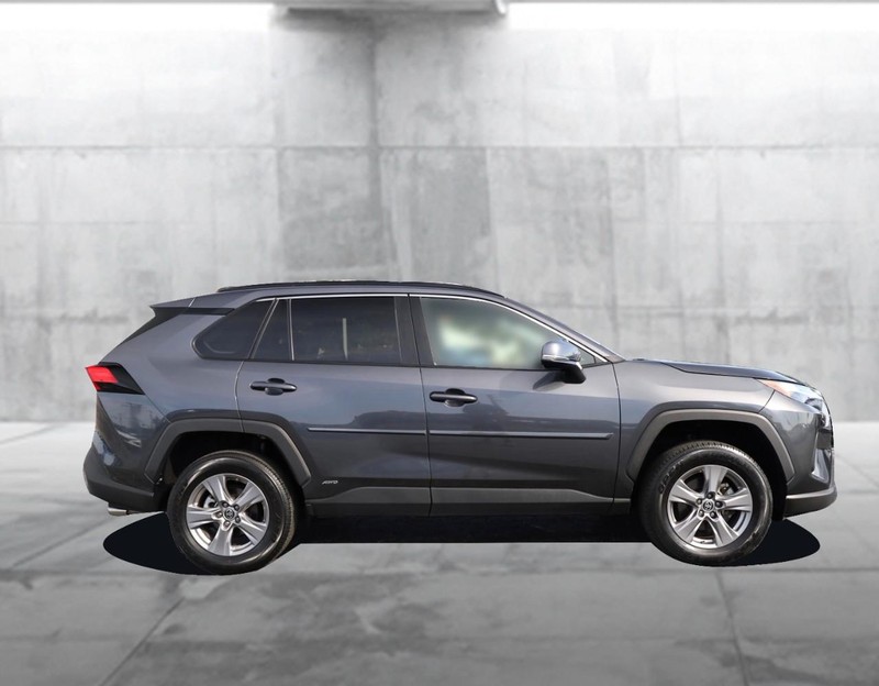 Toyota RAV4 Hybrid Vehicle Image 05