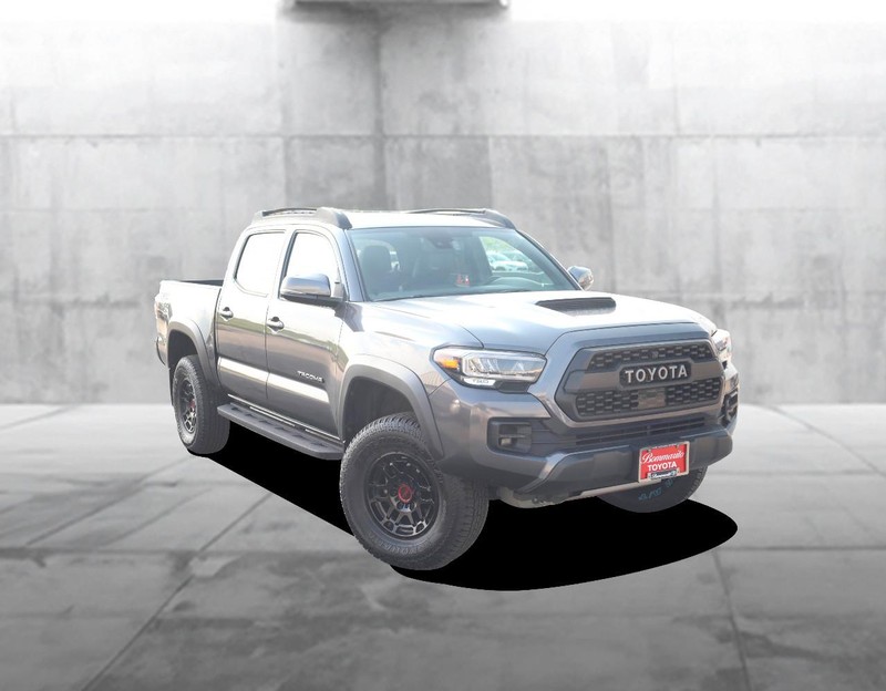 Toyota Tacoma 4WD Vehicle Image 02